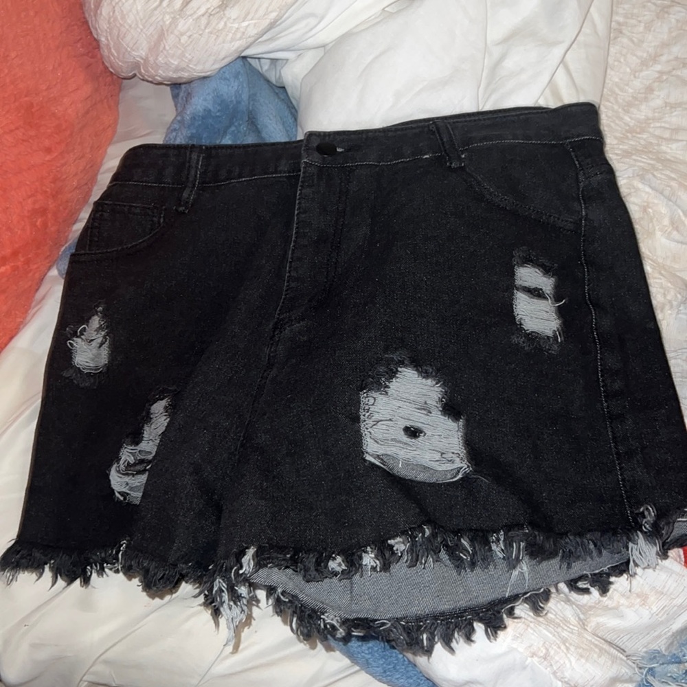 Shein shorts size XL
